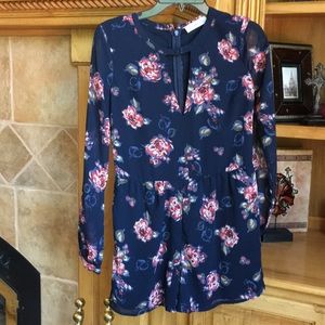 Long sleeve romper! Dressy